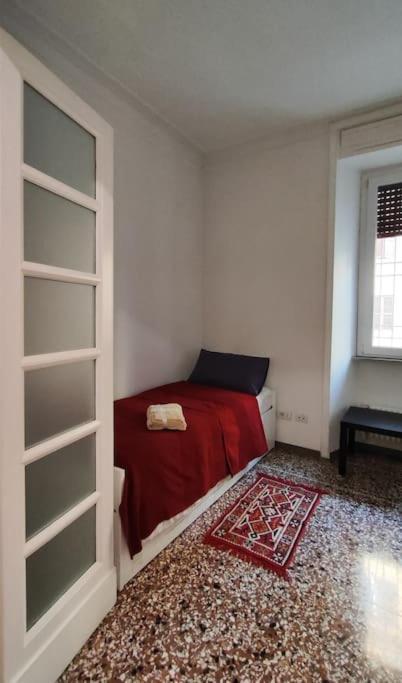 Cozy Apartment Near The Colosseum Rome Buitenkant foto